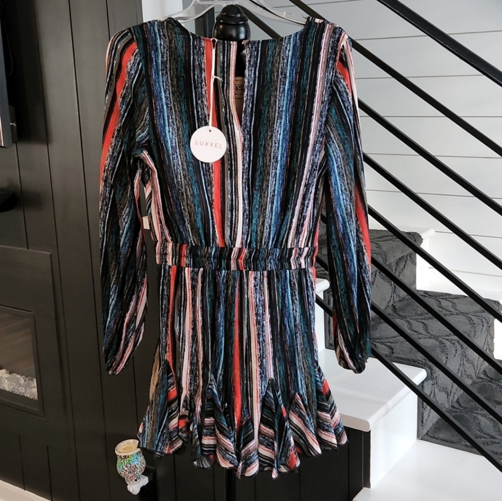 Luxxel Striped Ruffle Romper - Picture 6 of 11